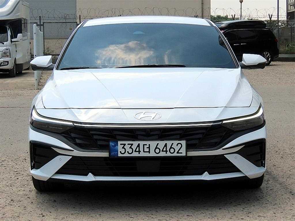 HYUNDAI Avante 2024 Blanco - Importación desde Corea - HF Imports Iquique - Foto 1