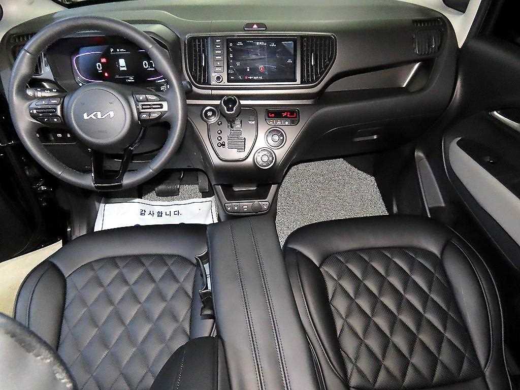 KIA Ray - Vista 10