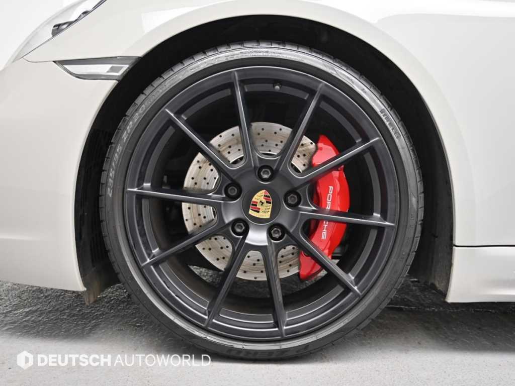 Porsche 718 - Vista 5