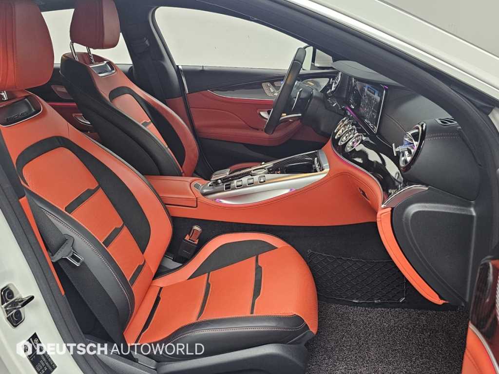 Mercedes Benz AMG GT - Vista 10