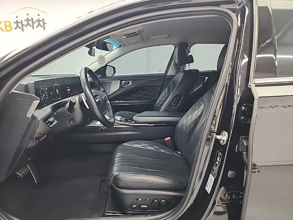 KIA K8 - Vista 11