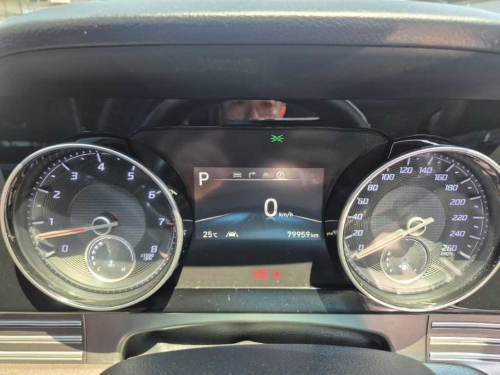 HYUNDAI Grandeur - Vista 6