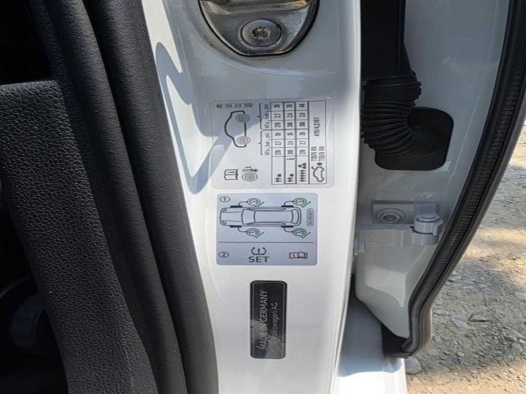 Volkswagen Golf - Vista 8