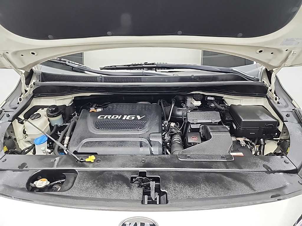 KIA Carnival - Vista 5