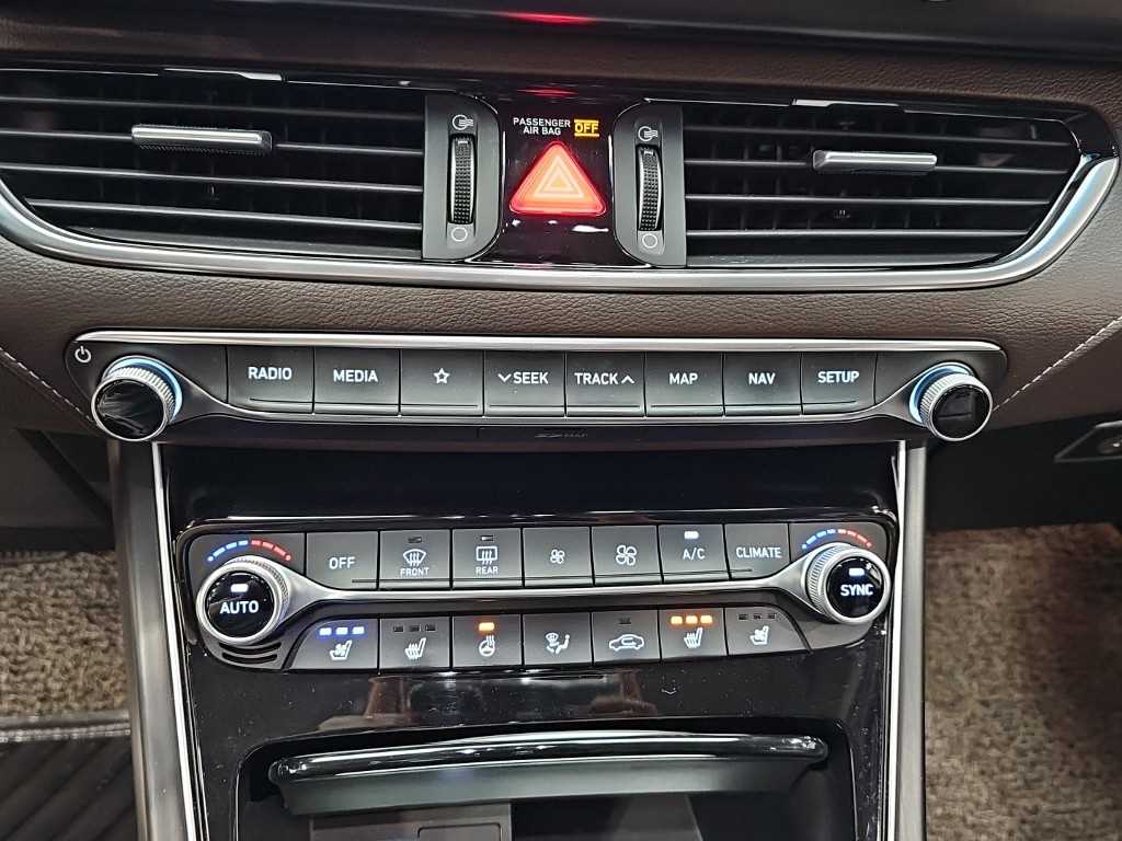 HYUNDAI Grandeur - Vista 10