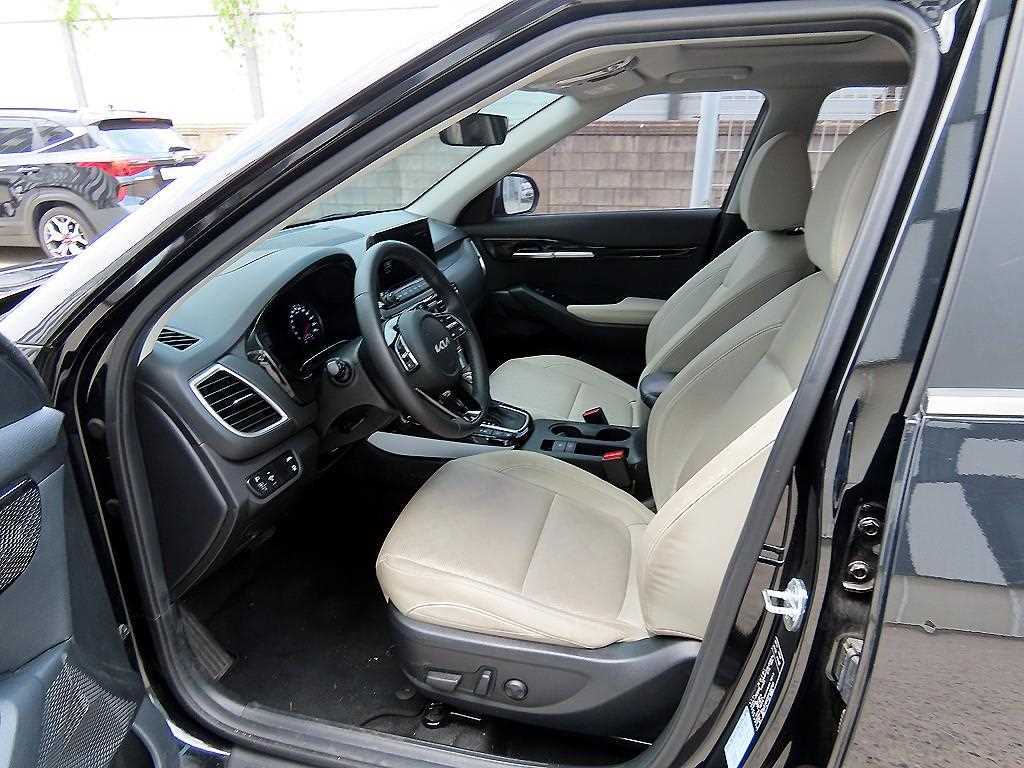 KIA Seltos - Vista 5