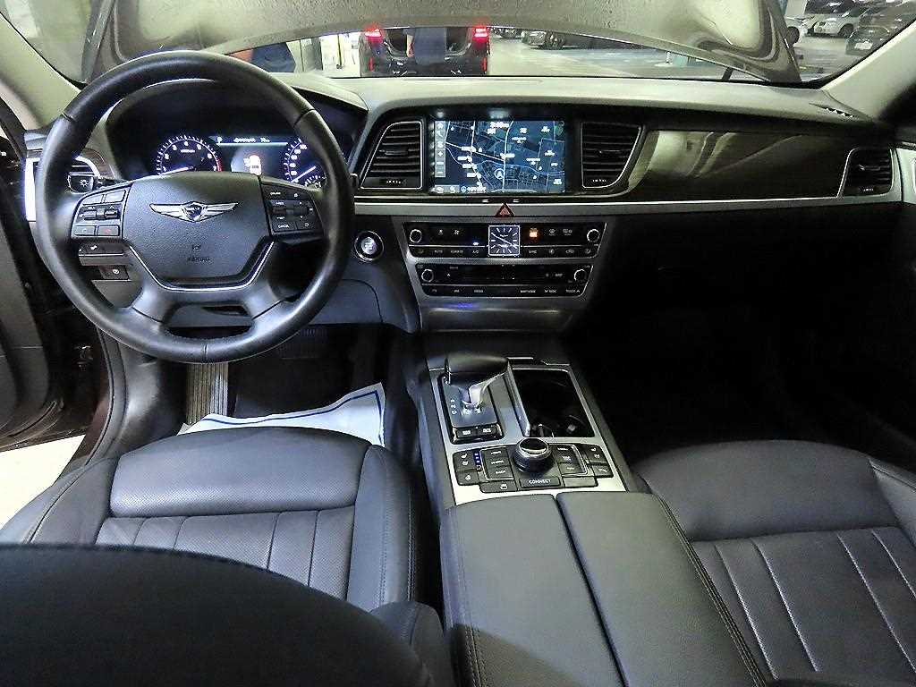 Genesis G80 - Vista 10