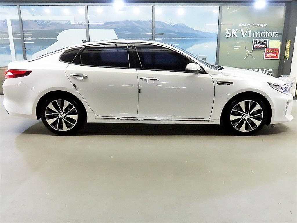 KIA K5 - Vista 3