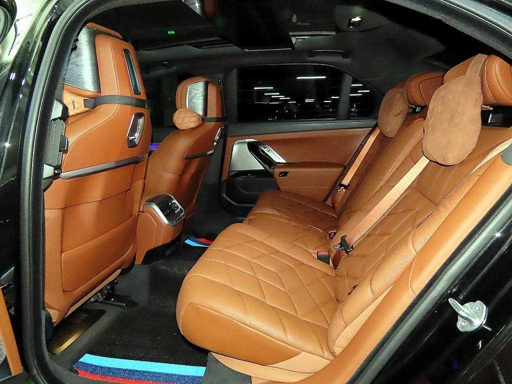 BMW 7 Series - Vista 7