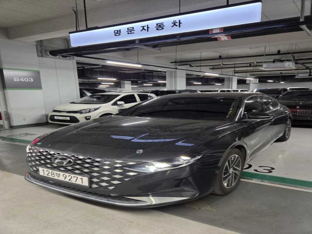 HYUNDAI Grandeur - Vista 2