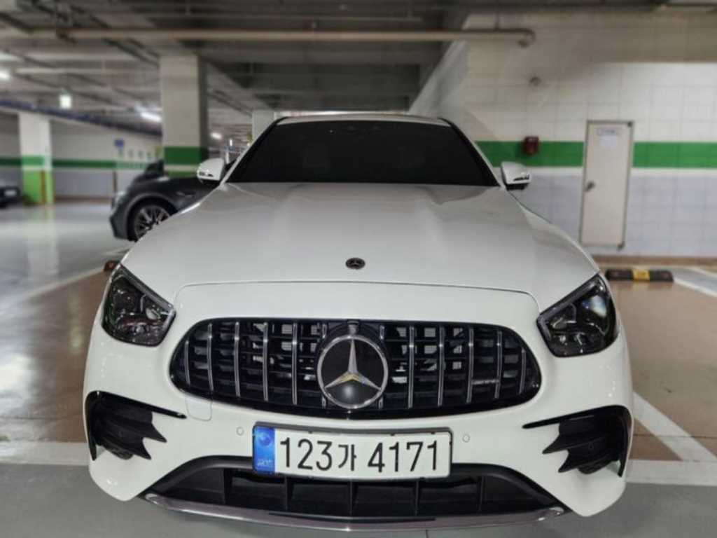 Mercedes Benz E class - Vista 2