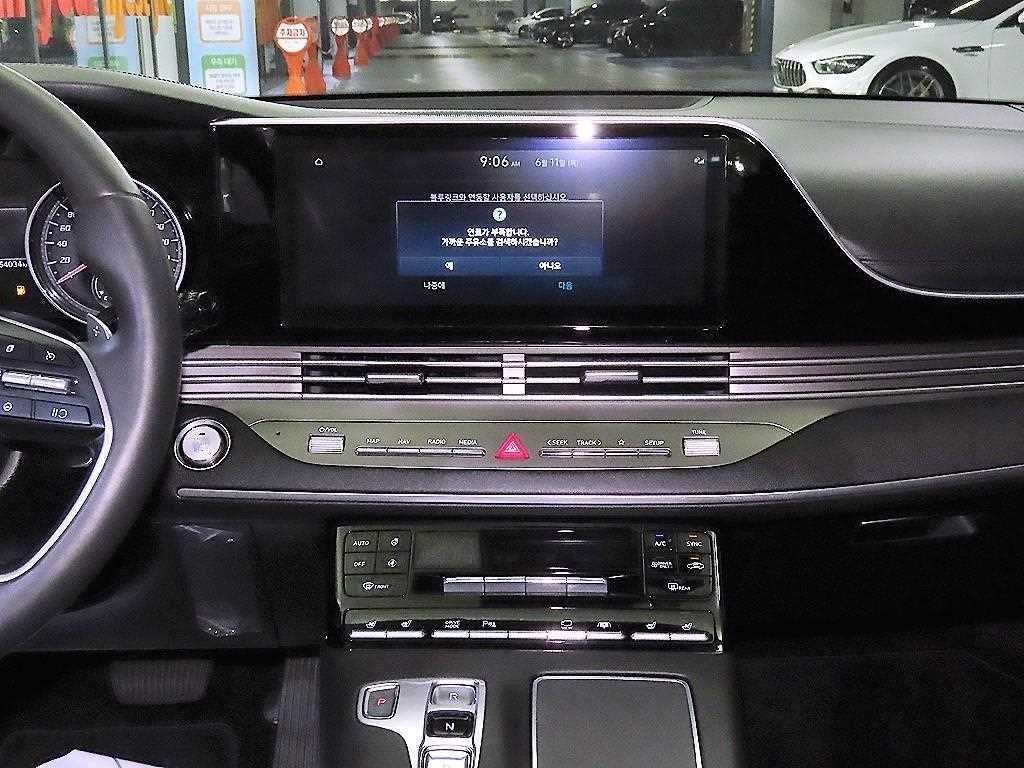 HYUNDAI Grandeur - Vista 11