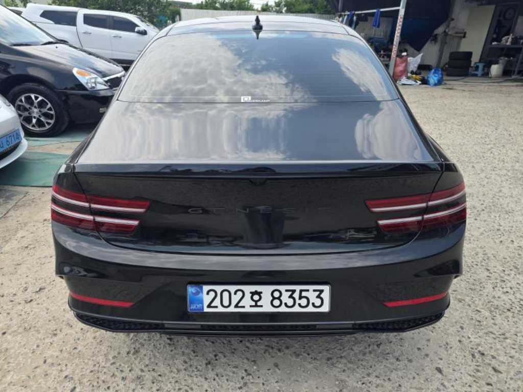 Genesis G80 - Vista 6