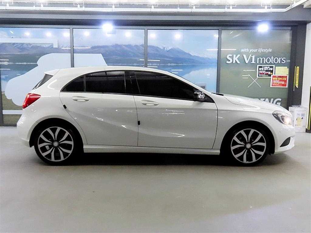 Mercedes Benz A Class - Vista 3