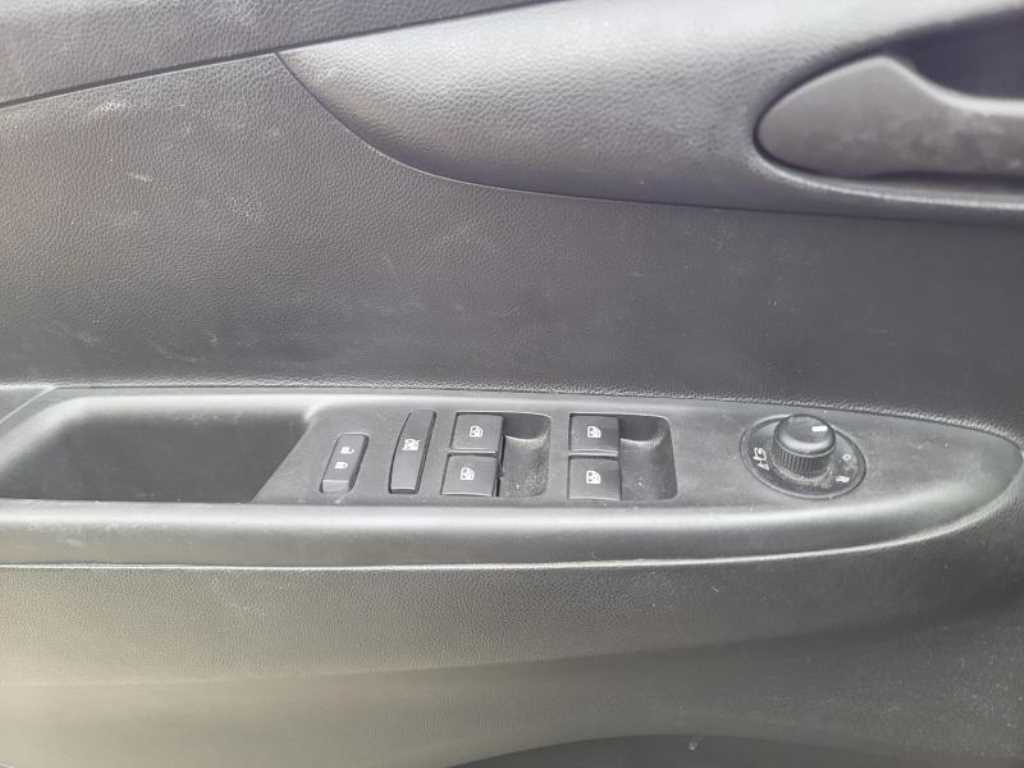 Chevrolet Spark - Vista 6