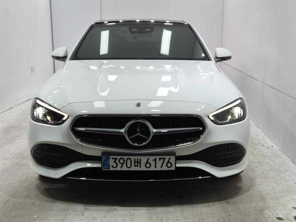 Mercedes Benz C Class 2024 Blanco - Importación desde Corea - HF Imports Iquique - Foto 1