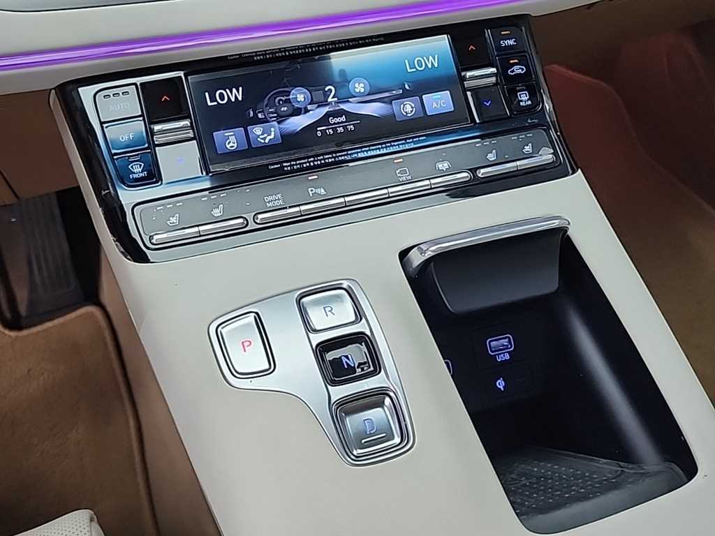 HYUNDAI Grandeur - Vista 8