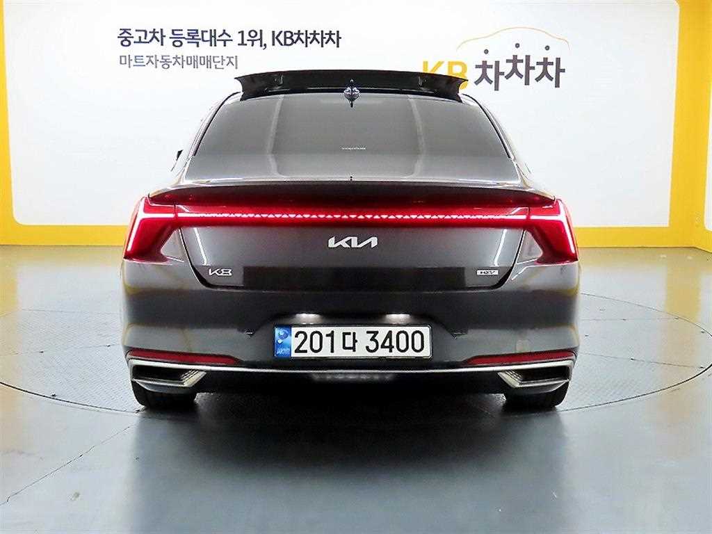 KIA K8 - Vista 3