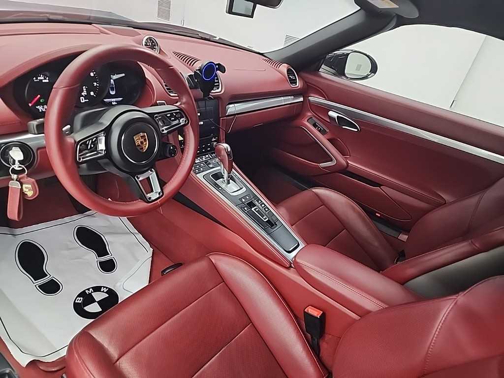 Porsche 718 - Vista 7