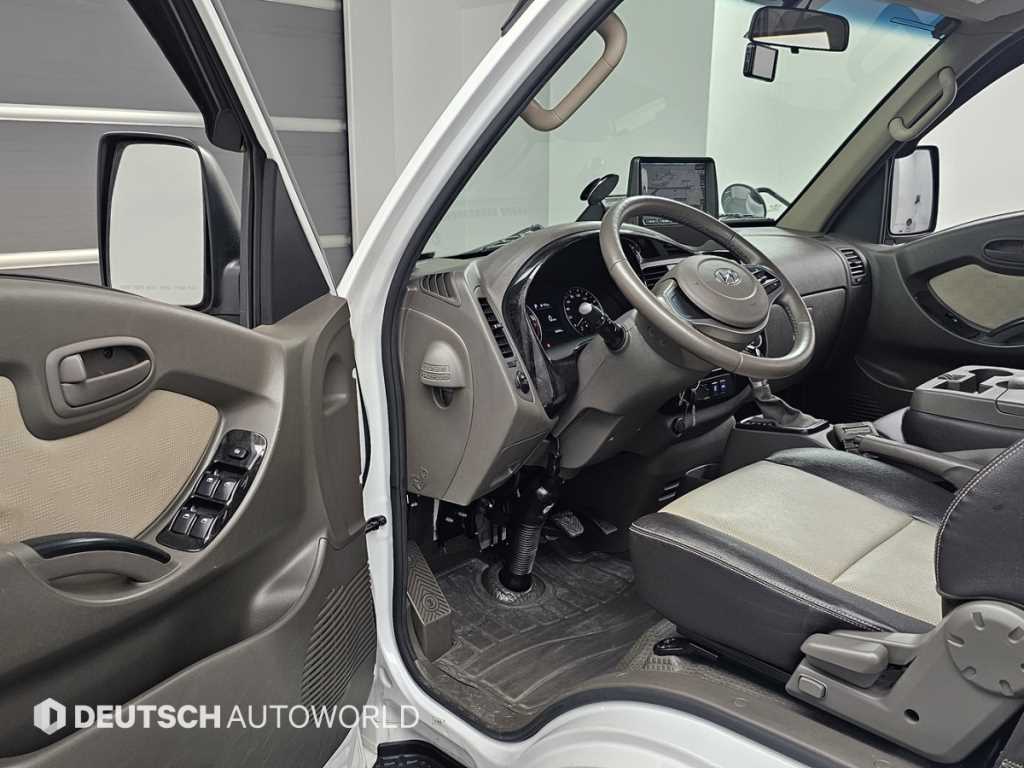 Small Truck Top_Integrated Top Powergate - Vista 11
