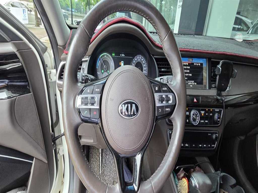 KIA K7 - Vista 9