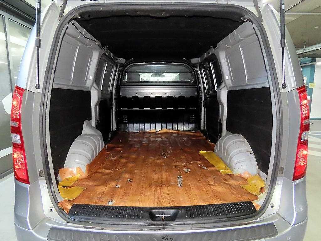HYUNDAI Starex 2015 Plateado - Importación desde Corea - HF Imports Iquique - Foto 16