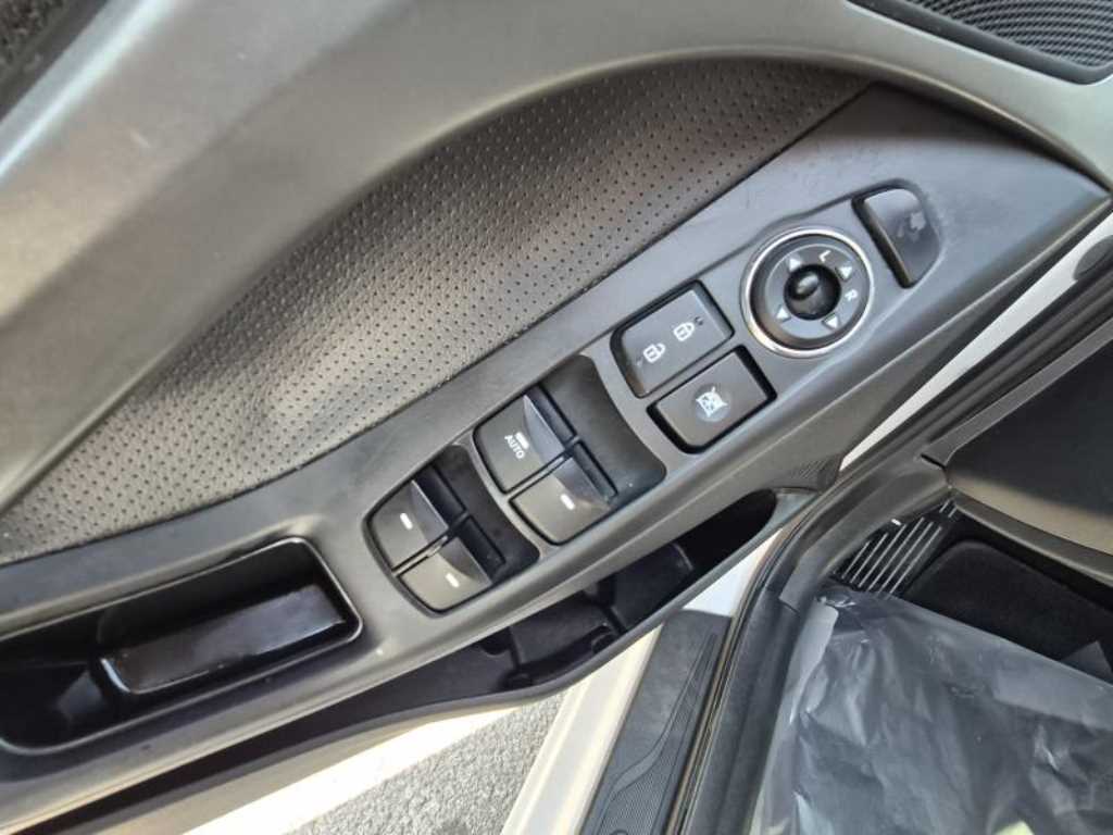 HYUNDAI Avante 2013 Blanco - Importación desde Corea - HF Imports Iquique - Foto 16