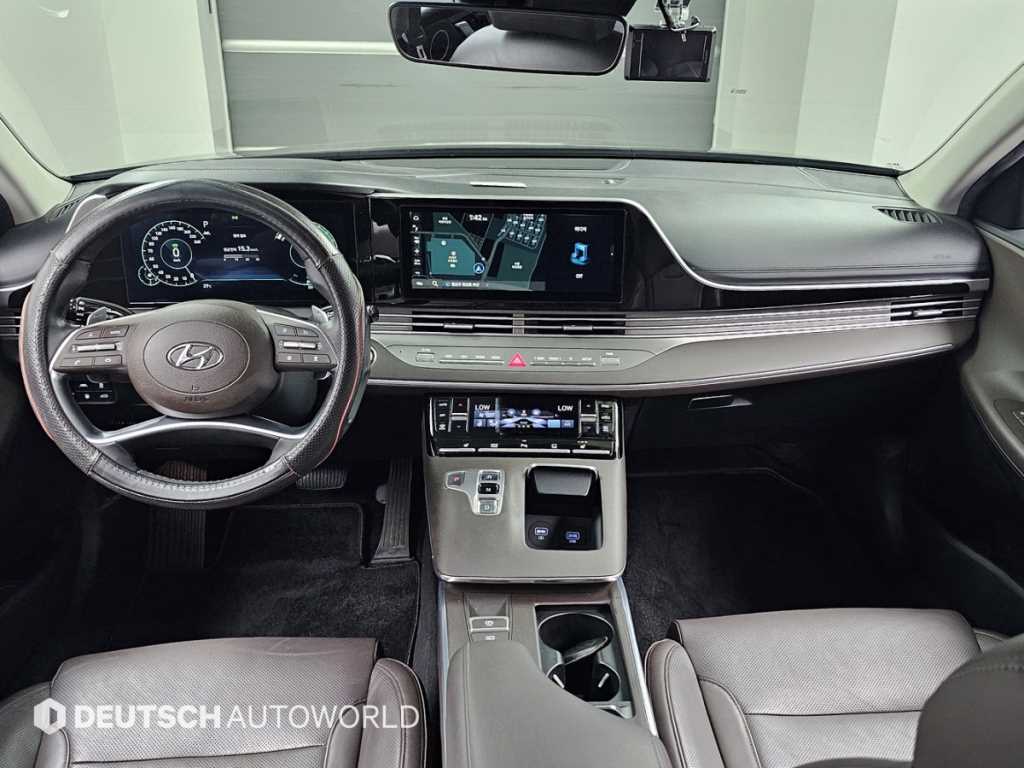 HYUNDAI Grandeur - Vista 7