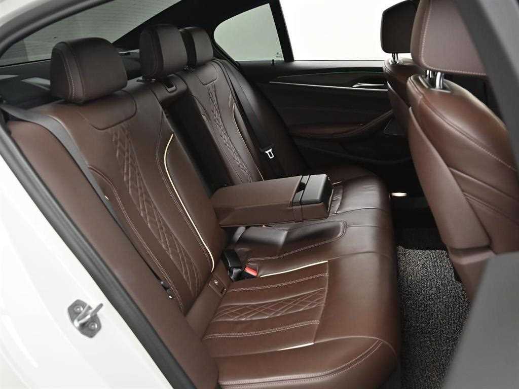 BMW 5 Series - Vista 12