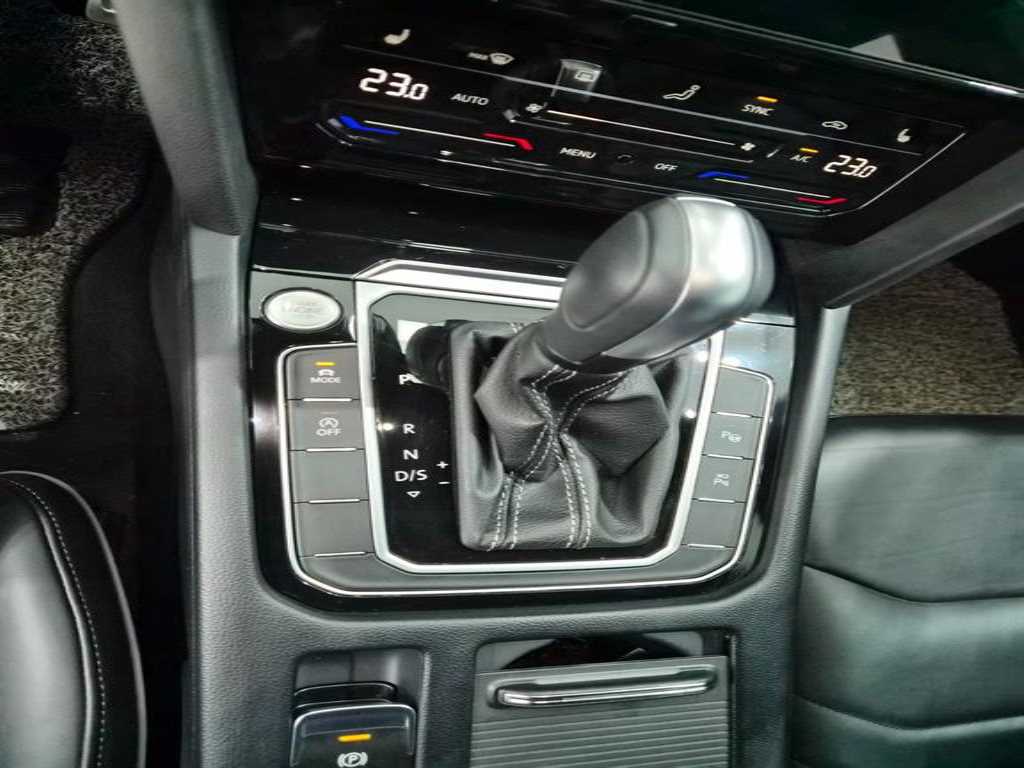 Volkswagen Arteon 2023 Blanco - Importación desde Corea - HF Imports Iquique - Foto 15