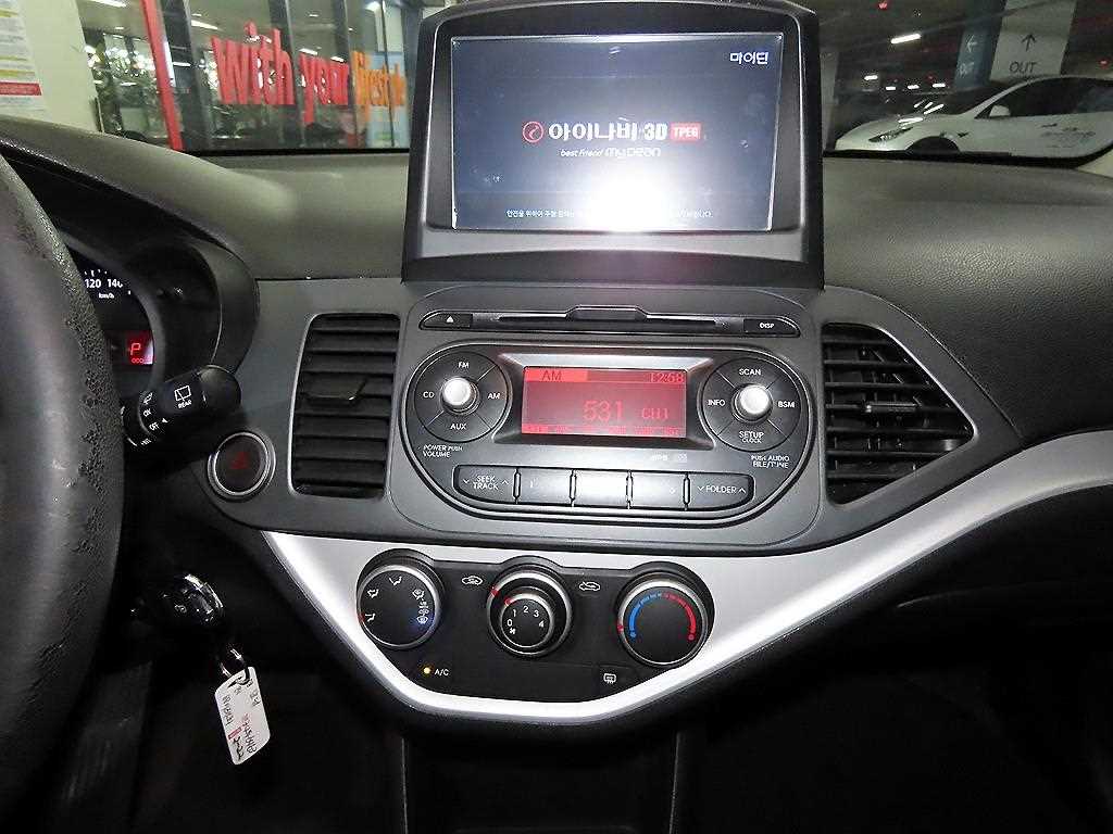 KIA Morning - Vista 11