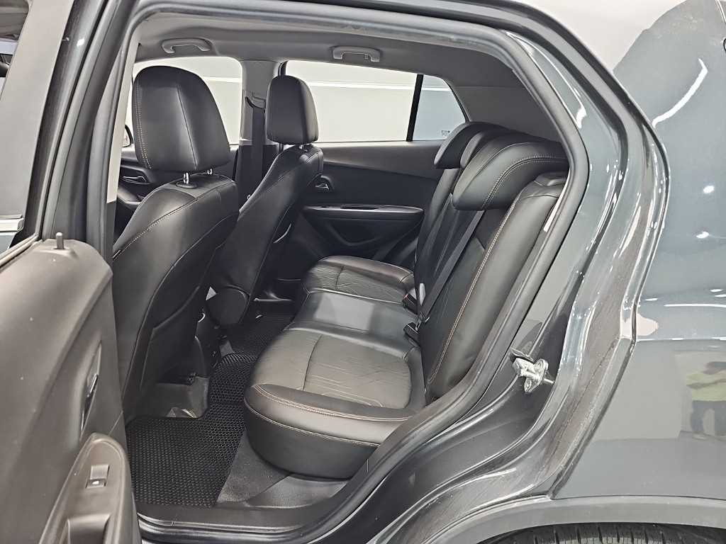 Chevrolet Trax 2017 Gris - Importación desde Corea - HF Imports Iquique - Foto 17