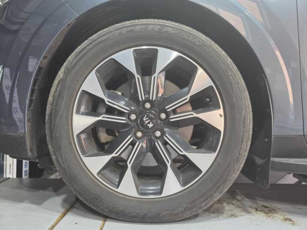 KIA Carnival 2021 Gris - Importación desde Corea - HF Imports Iquique - Foto 20