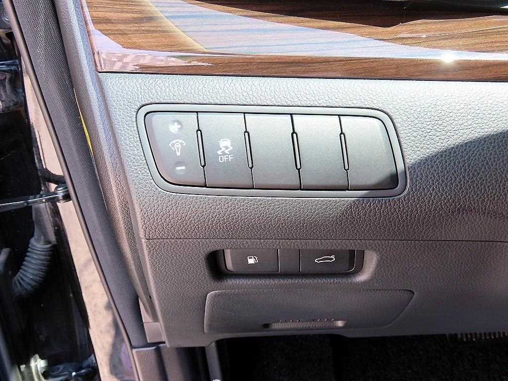 KIA K7 - Vista 12
