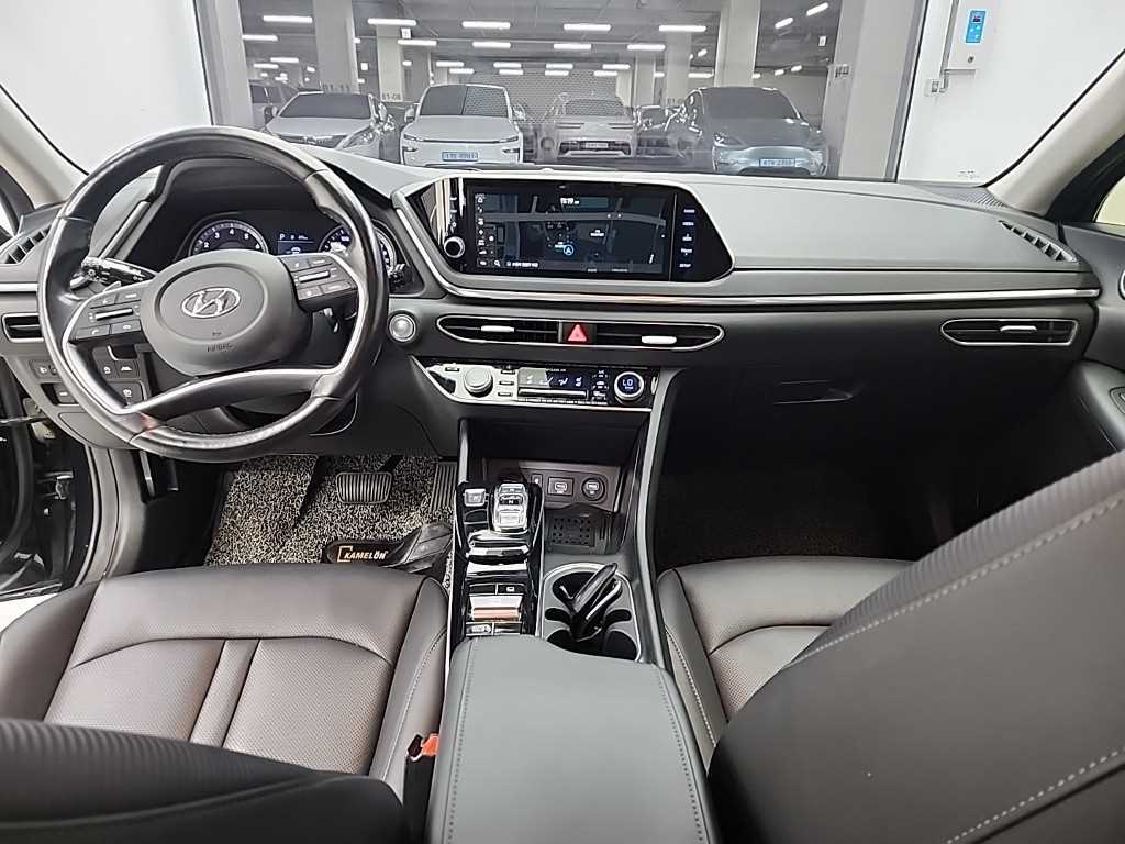 HYUNDAI Sonata - Vista 7