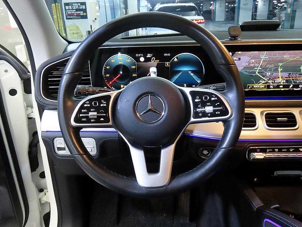 Mercedes Benz GLE Class - Vista 10