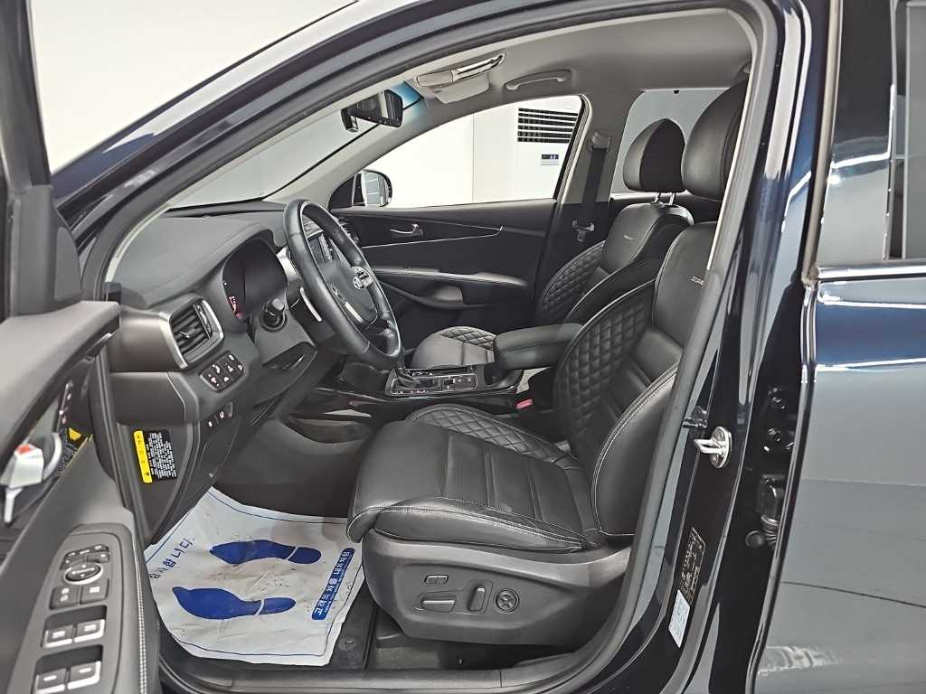 KIA Sorento - Vista 11