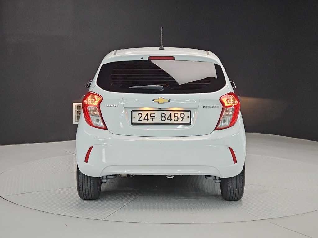 Chevrolet Spark - Vista 3