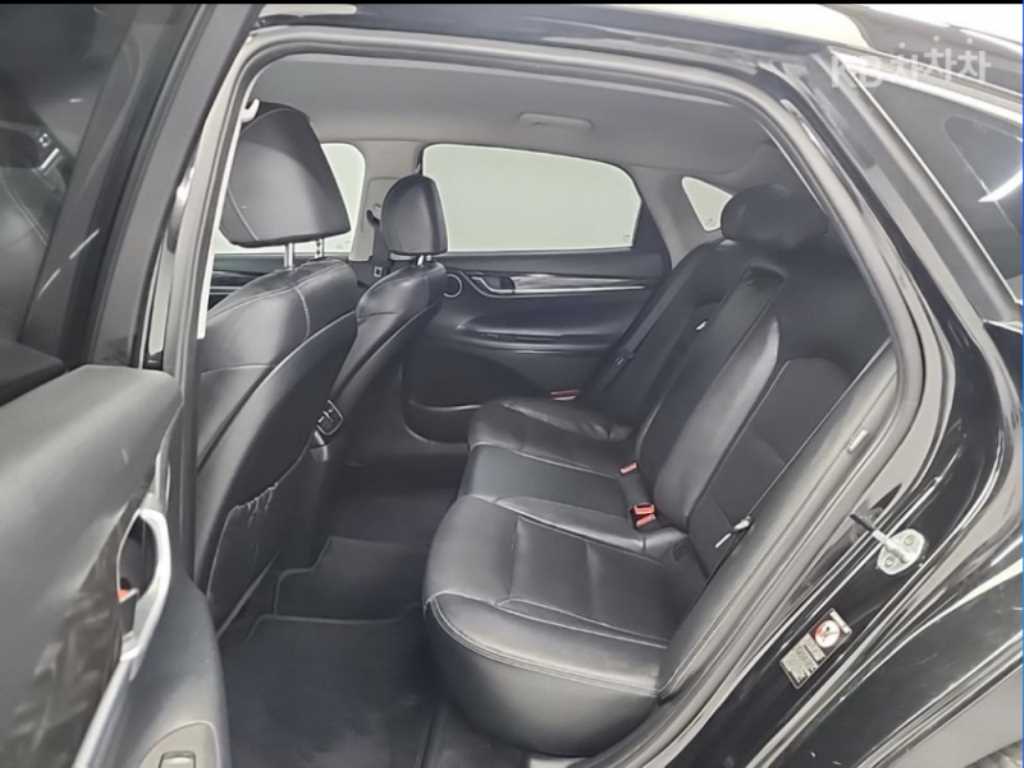 HYUNDAI Grandeur 2018 Negro - Importación desde Corea - HF Imports Iquique - Foto 14
