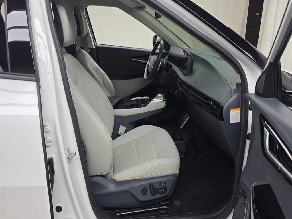 KIA EV6 2023 Blanco - Importación desde Corea - HF Imports Iquique - Foto 13