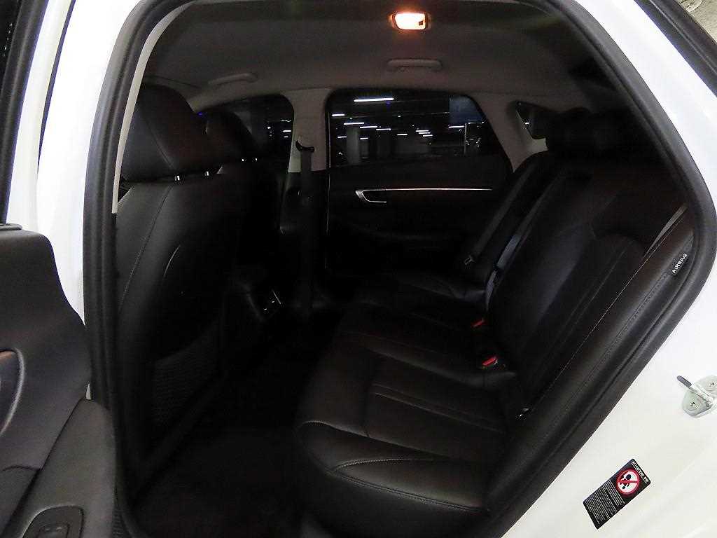 HYUNDAI Sonata - Vista 7