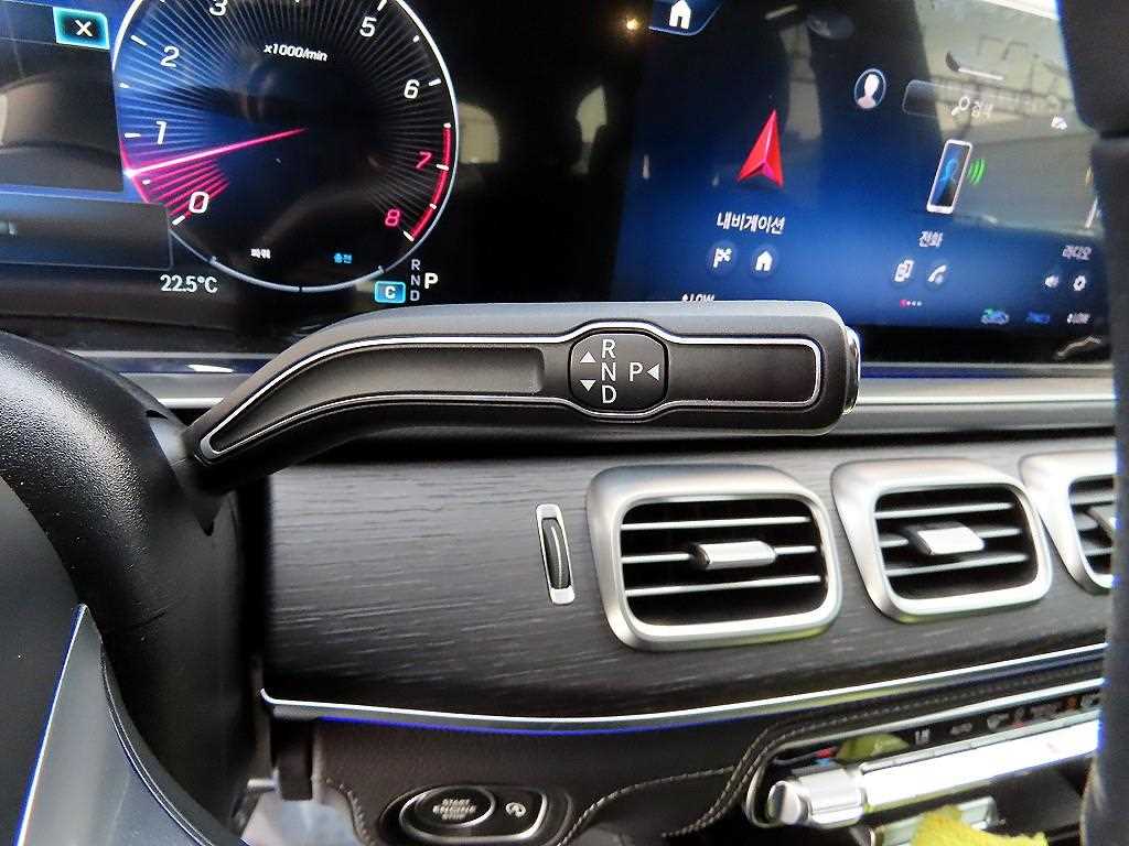 Mercedes Benz GLS Class - Vista 11