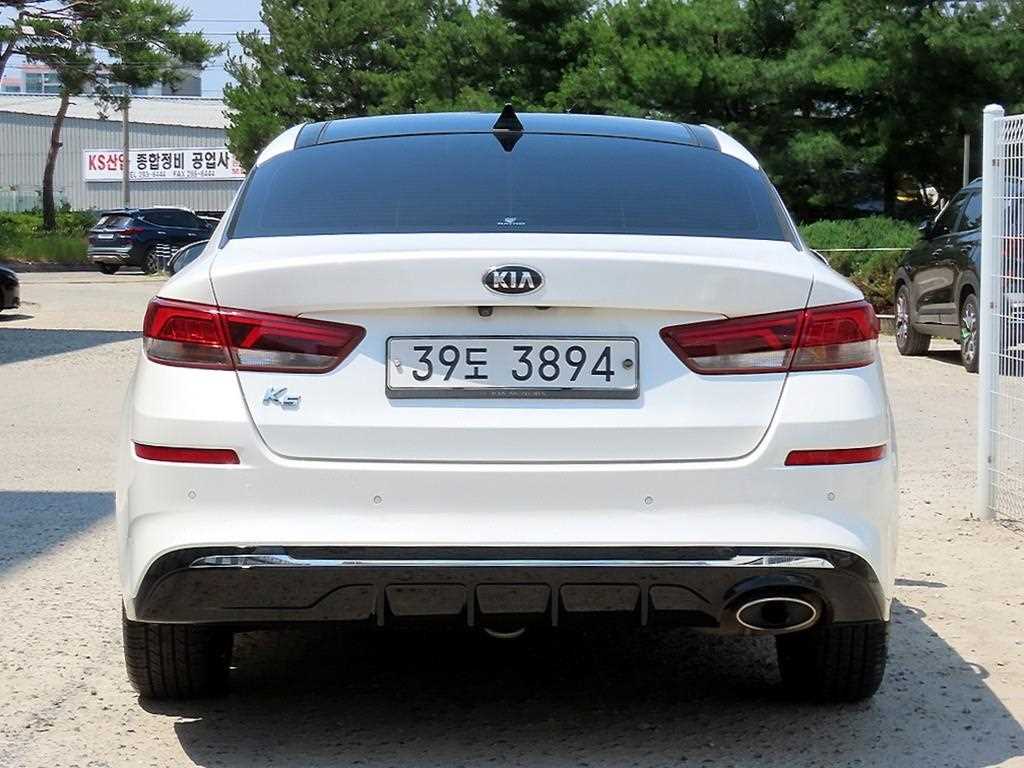 KIA K5 - Vista 4