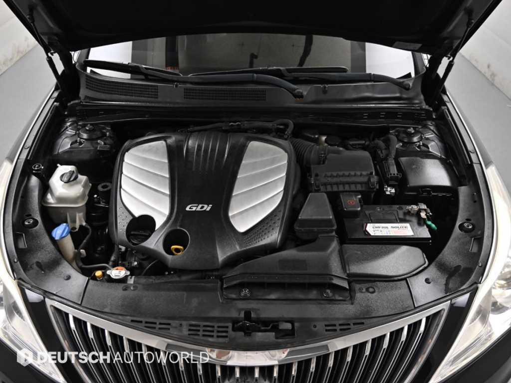 HYUNDAI Grandeur - Vista 6