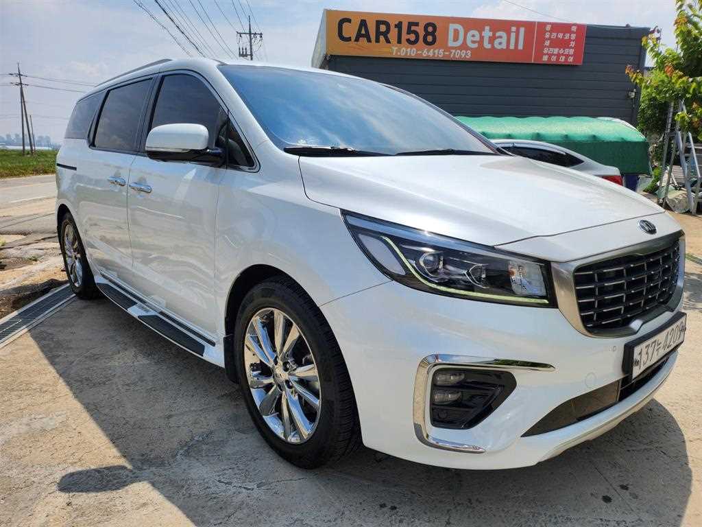 KIA Carnival - Vista 2