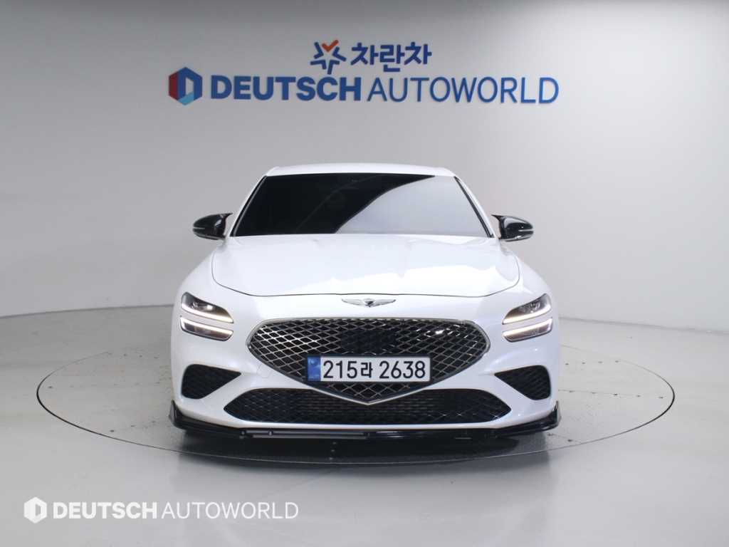Genesis G70 - Vista 3