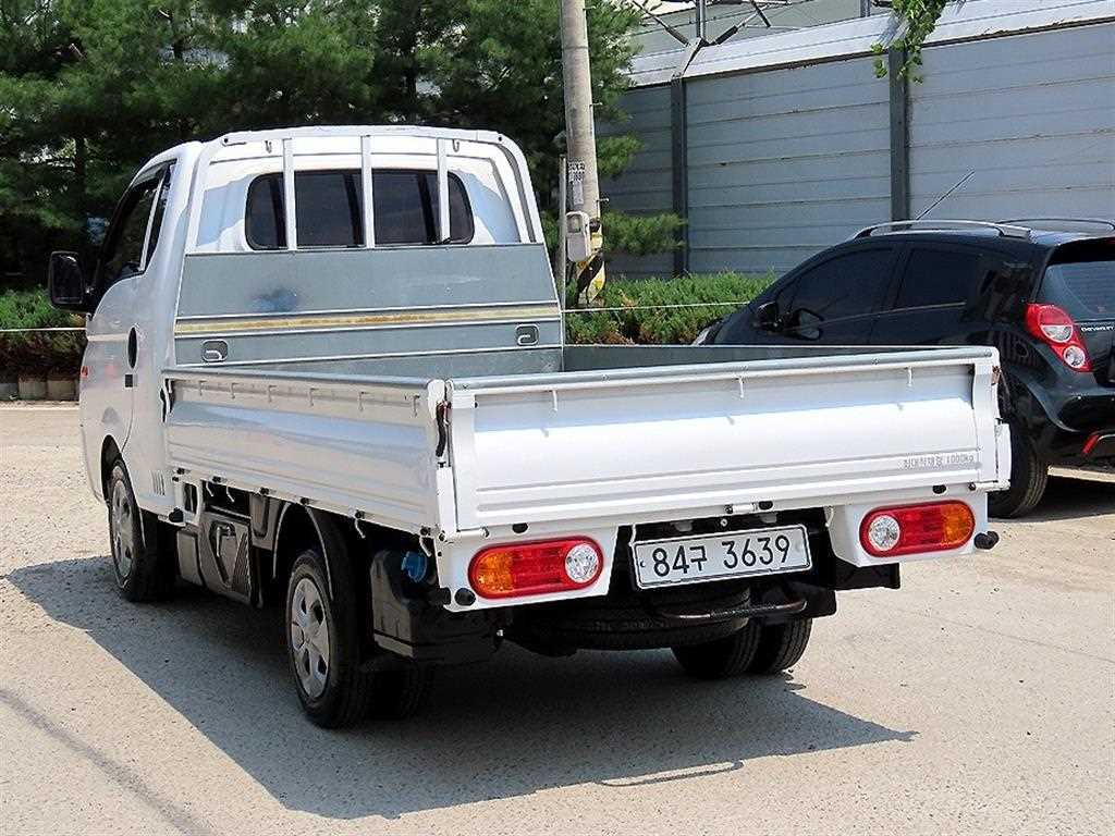 Small Truck Cargo (small) - Vista 3