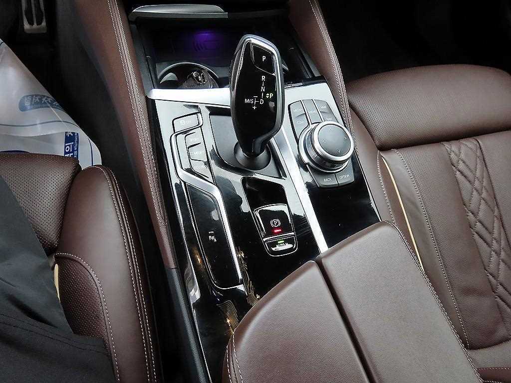 BMW 5 Series - Vista 11