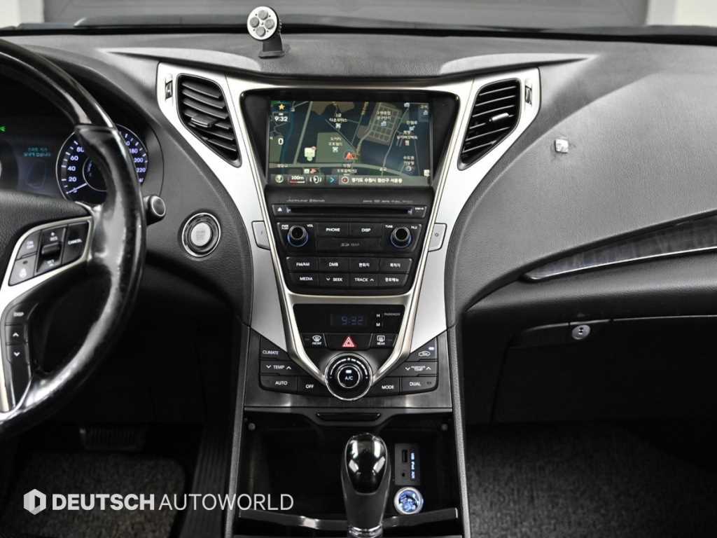 HYUNDAI Grandeur 2014 Negro - Importación desde Corea - HF Imports Iquique - Foto 14