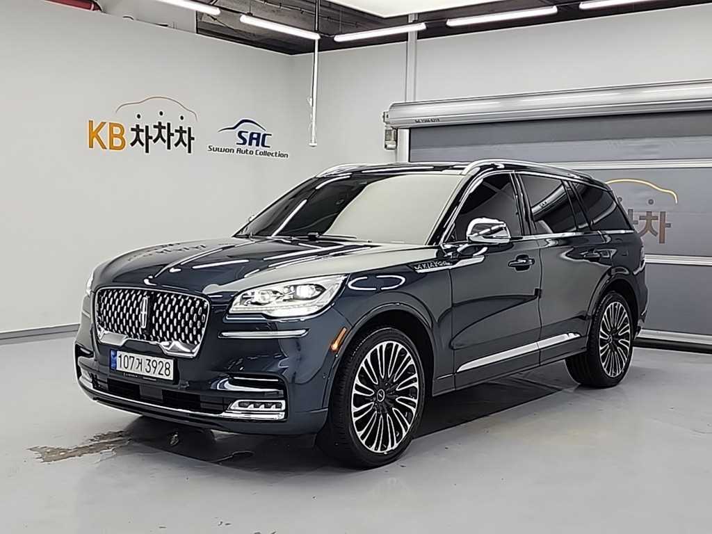 Lincoln Aviator